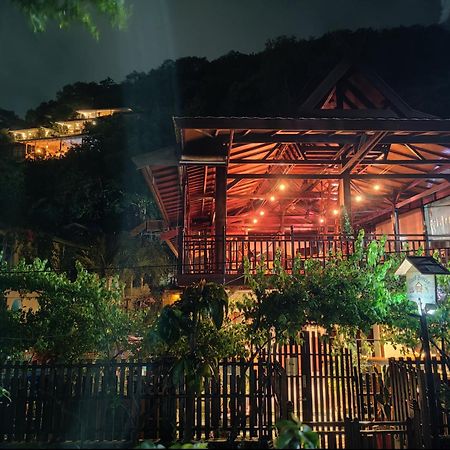 Cool Breeze Authentic Hotel Labuan Bajo Komodo Dış mekan fotoğraf